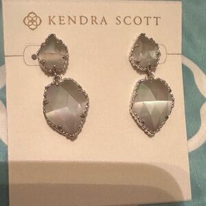 Kendra Scott earrings grey iridescent silver hardware